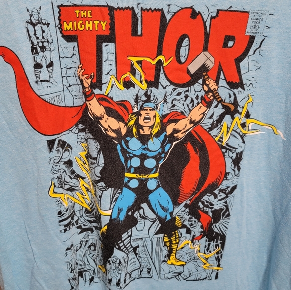 Marvels classic costume The Mighty Thor boyfriend style shirt longer back. XL - Picture 2 of 4
